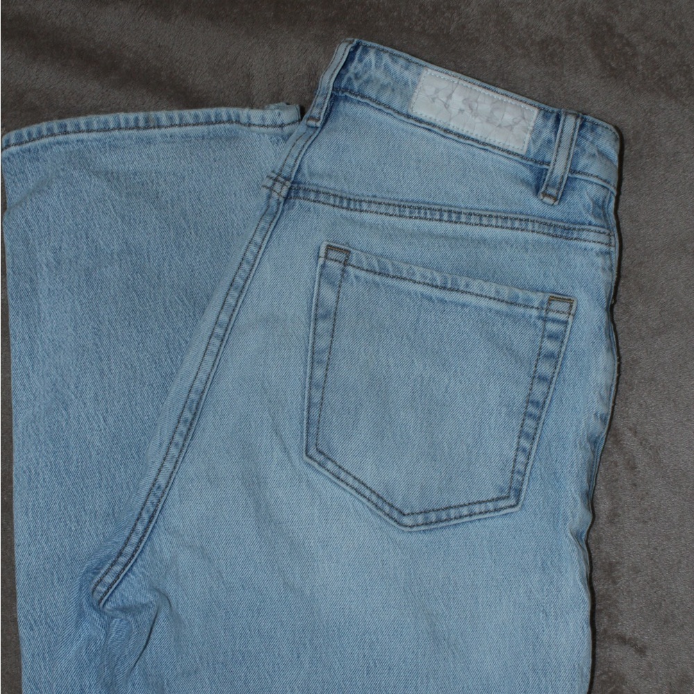 PacSun Women's Light Blue Straight Leg Jeans